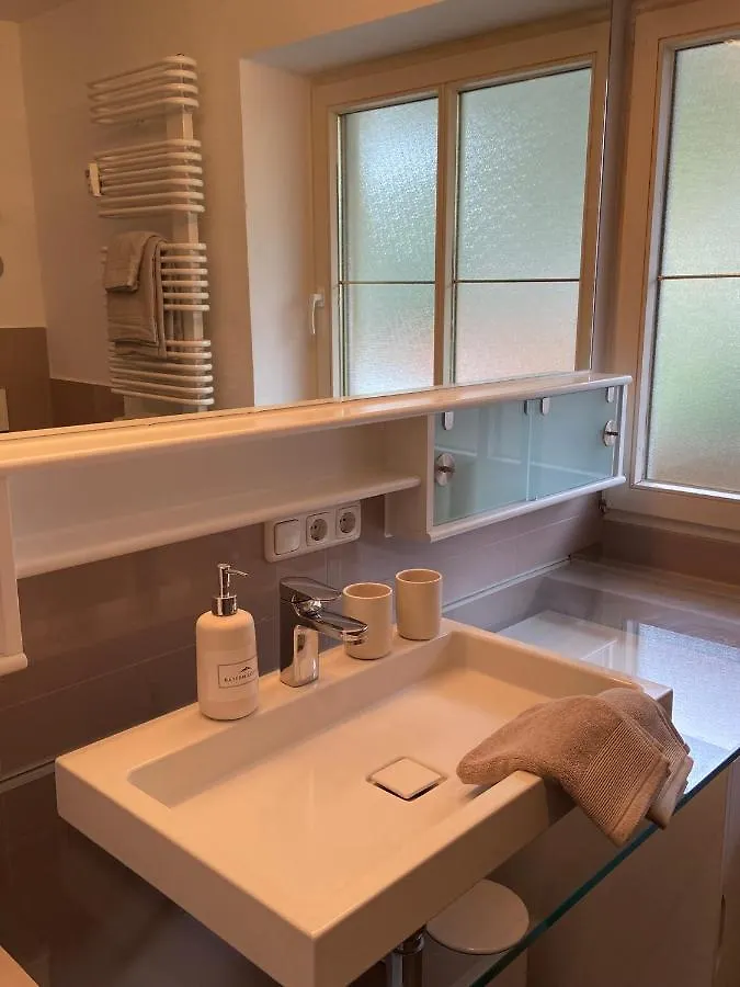 Modern Eingerichtete Wohnung Mit 2 Schlafzimmern ベルゲン アパート