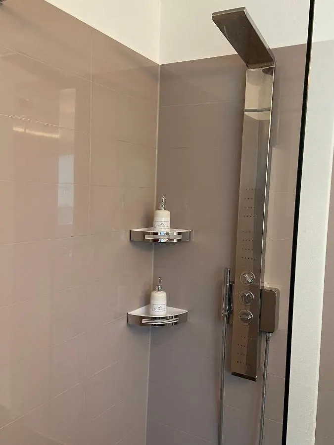 Modern Eingerichtete Wohnung Mit 2 Schlafzimmern ベルゲン アパート